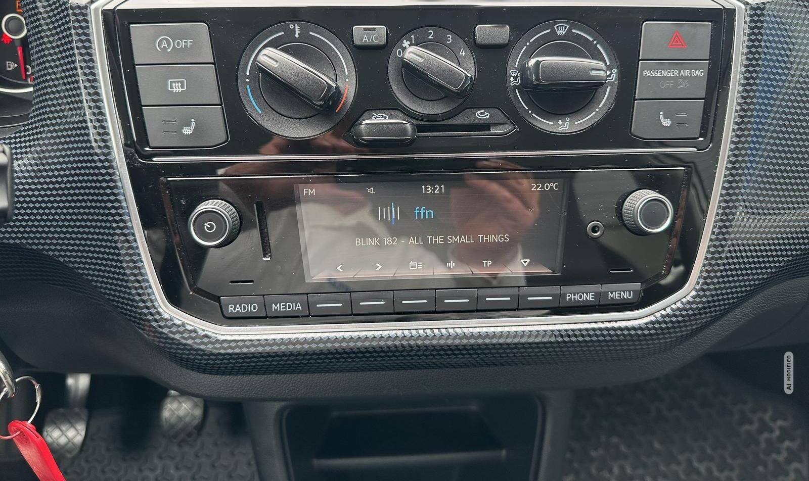 Volkswagen up! move  SHZ/PDC/Bluetooth/Tempomat/Isofix