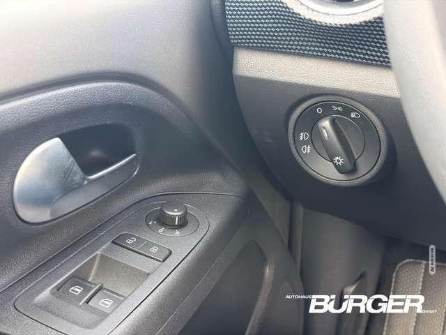 Volkswagen up! 1.0 Klima SitzHZG DAB Servo Bluetooth 8-Fach Freis