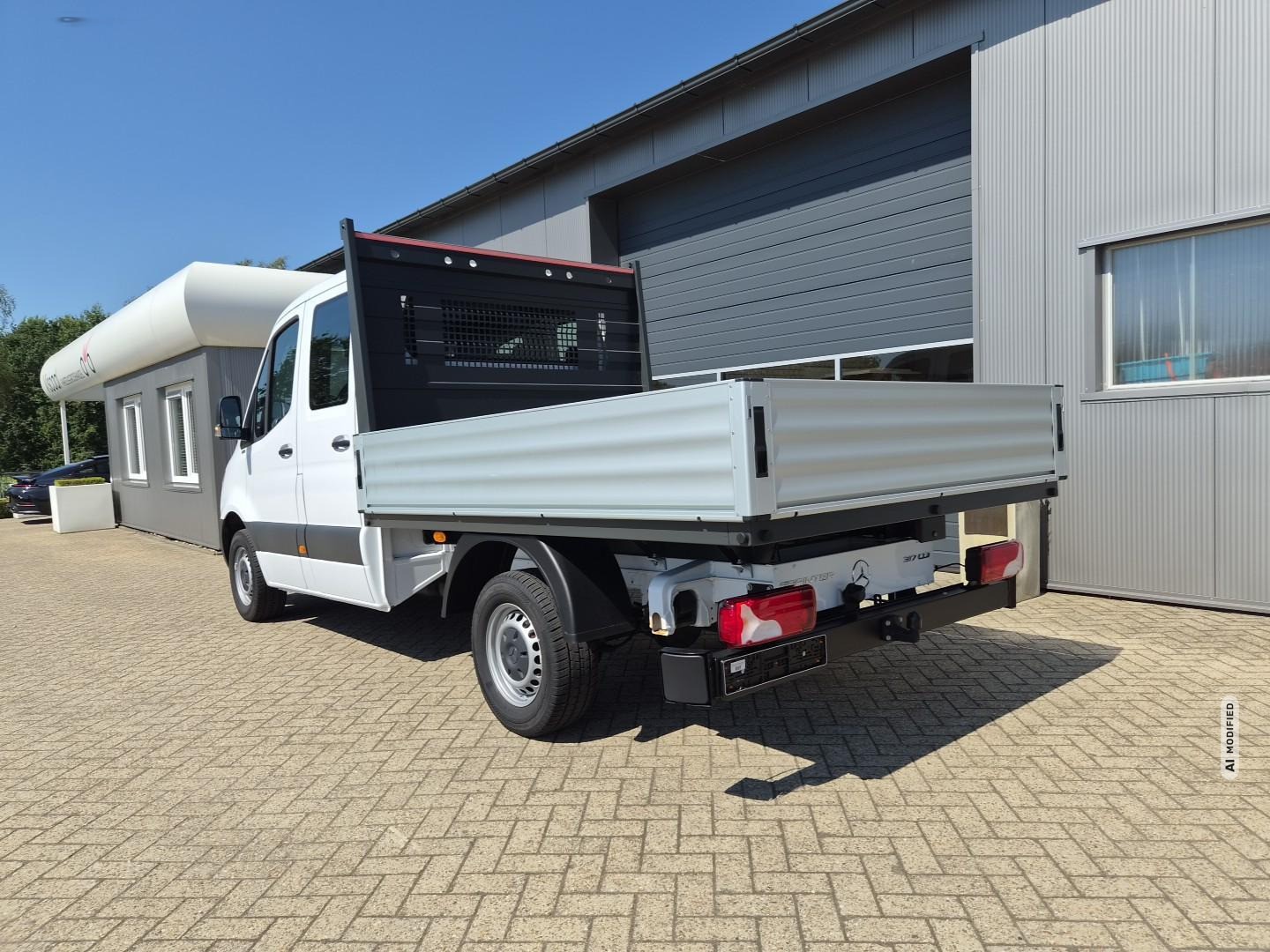 Mercedes-Benz Sprinter 317 Pritsche Doppelkabine L2 2.0 CDi 170PS Automatik Heckantrieb 3,5t 6