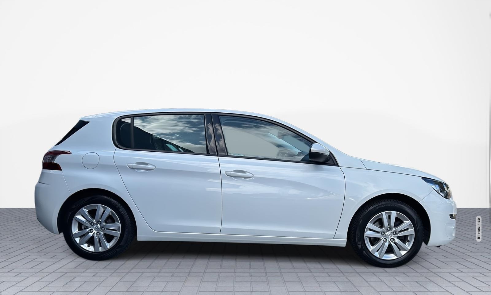 Peugeot 308 Kam/AHK/Navi/Tempomat/PDC/16-LM