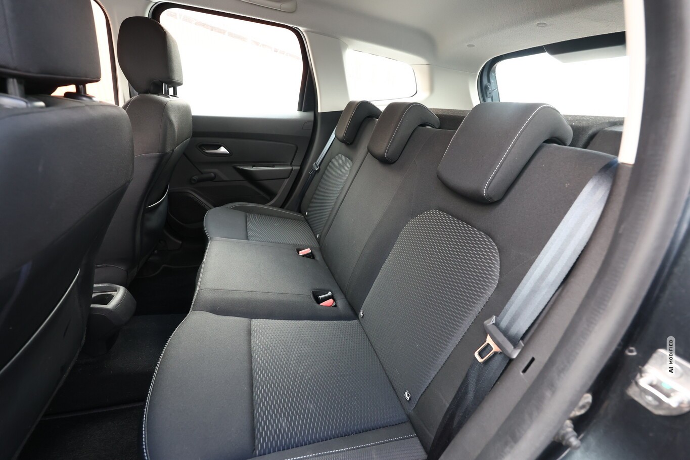 Dacia Duster II 1.5 dCi 110 Comfort 2WD AHK SHZ PDC/h