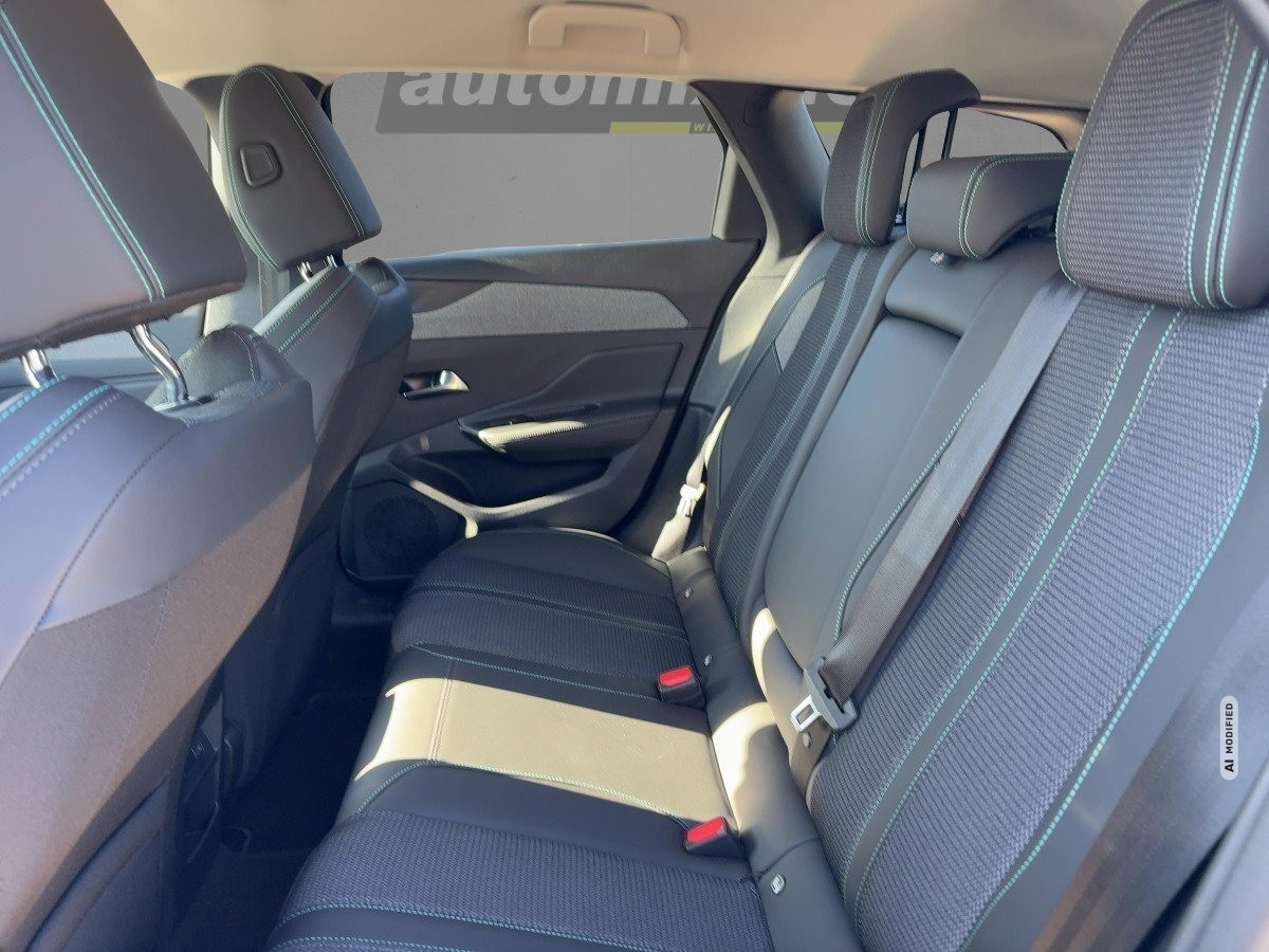 Peugeot 308 1.2 PureTech 130 SW Allure AUTOM.,LED,Navi