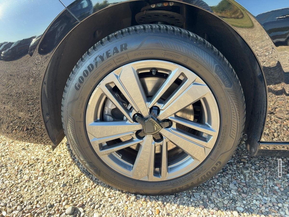 Peugeot 308 1.2 PureTech 130 SW Allure AUTOM.,LED,Navi