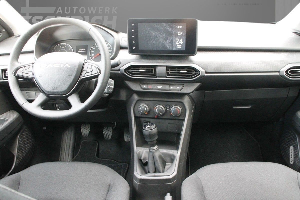 Dacia Sandero Essential TCe 90