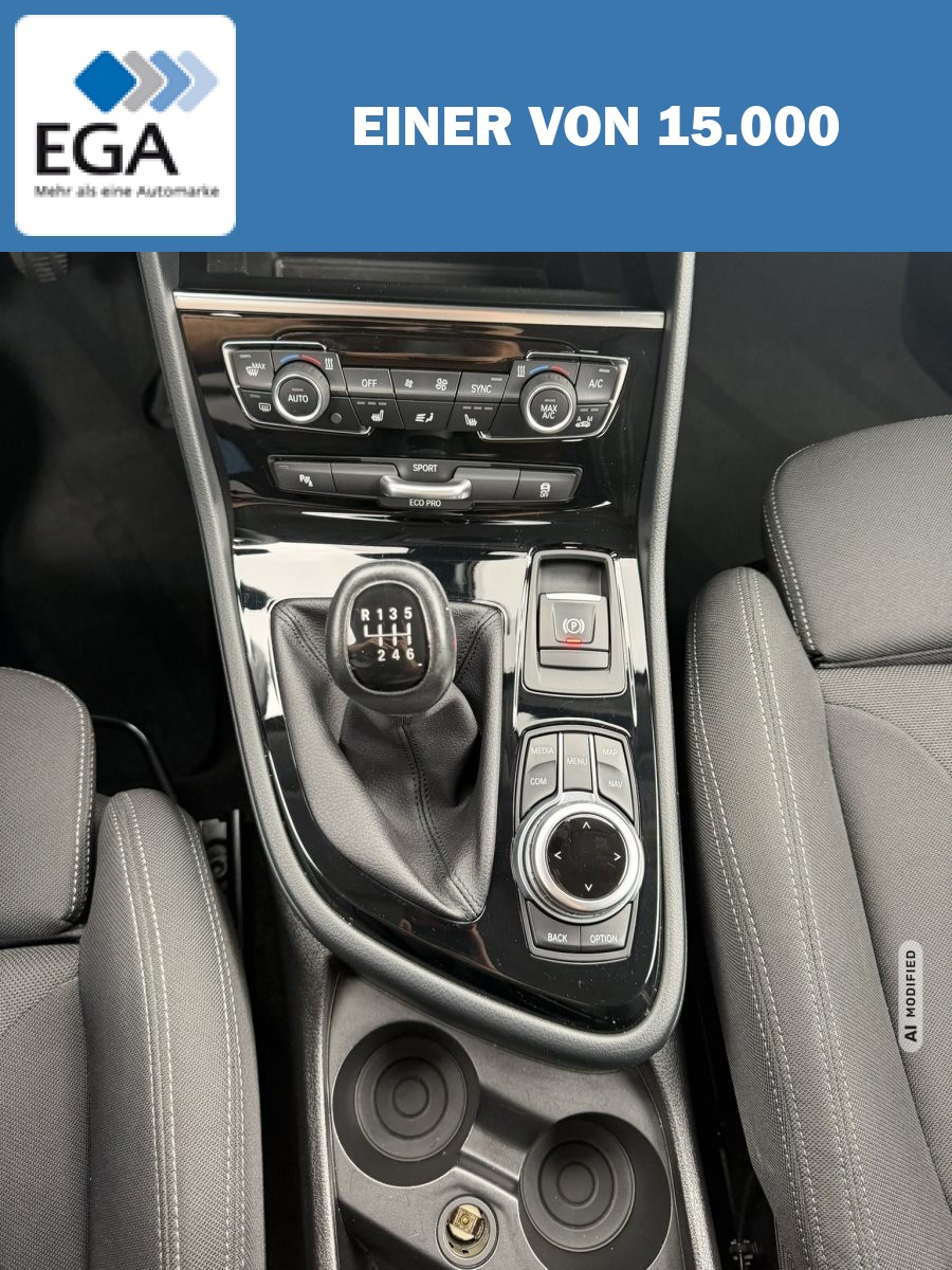 BMW 218 Active Tourer Advantage Navi LED Sportsitz