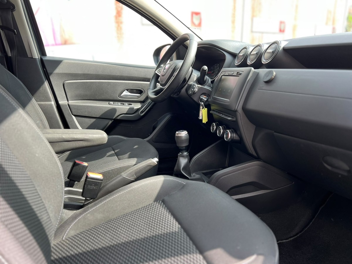Dacia Duster II 1.6 SCe 115 2WD - Navi - R.Kam + PDC - Garantie 