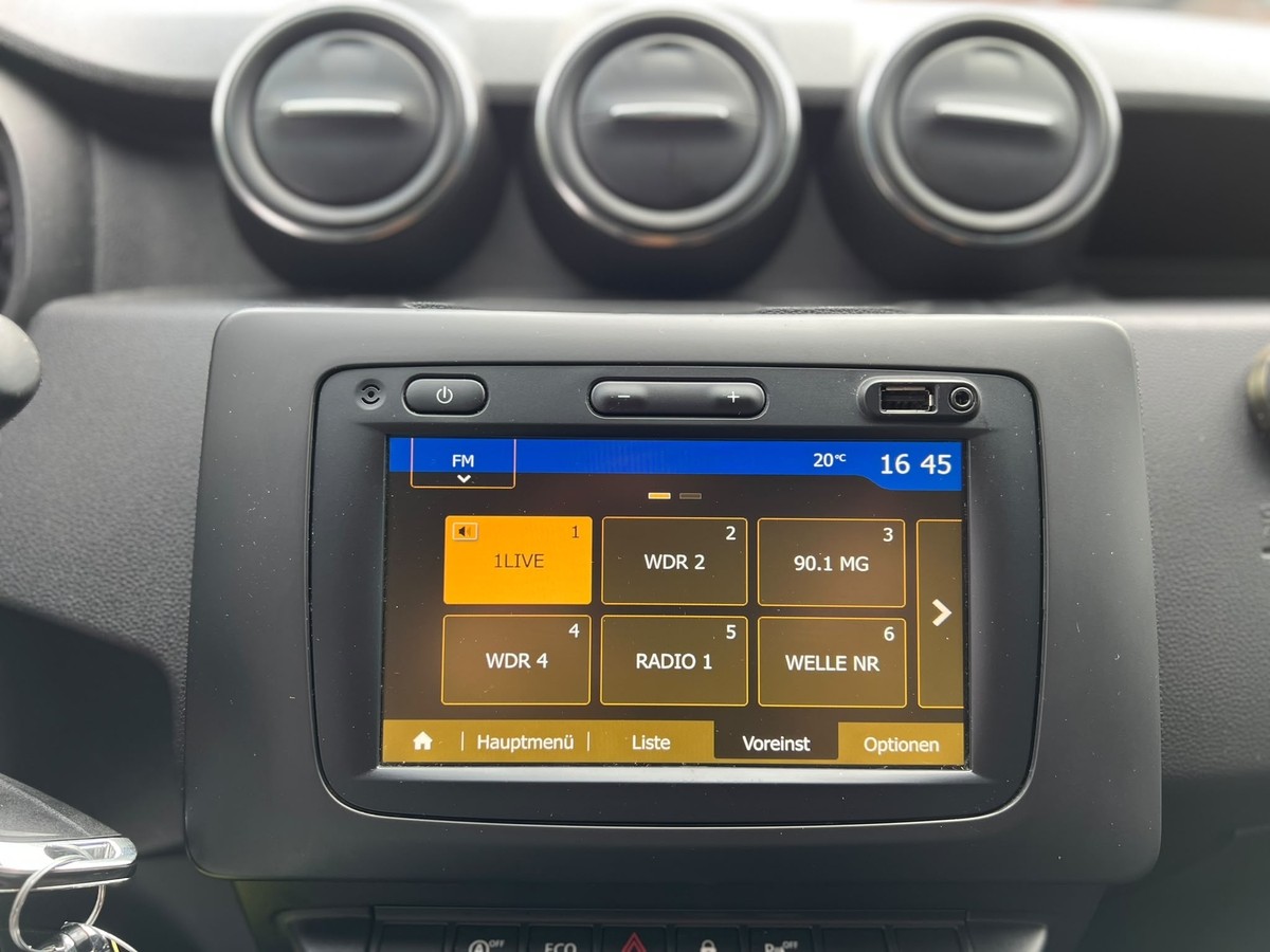 Dacia Duster II 1.6 SCe 115 2WD - Navi - R.Kam + PDC - Garantie 