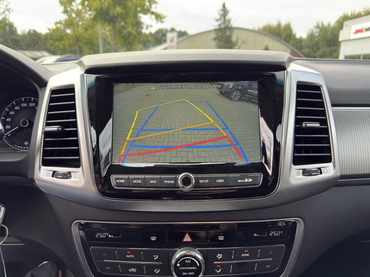 Ssangyong REXTON 2.2D 8AT Quartz 4WD
