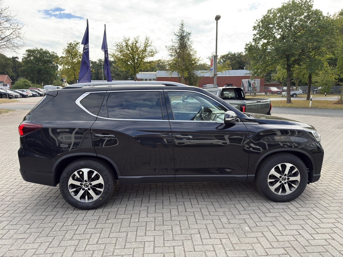 Ssangyong REXTON 2.2D 8AT Quartz 4WD