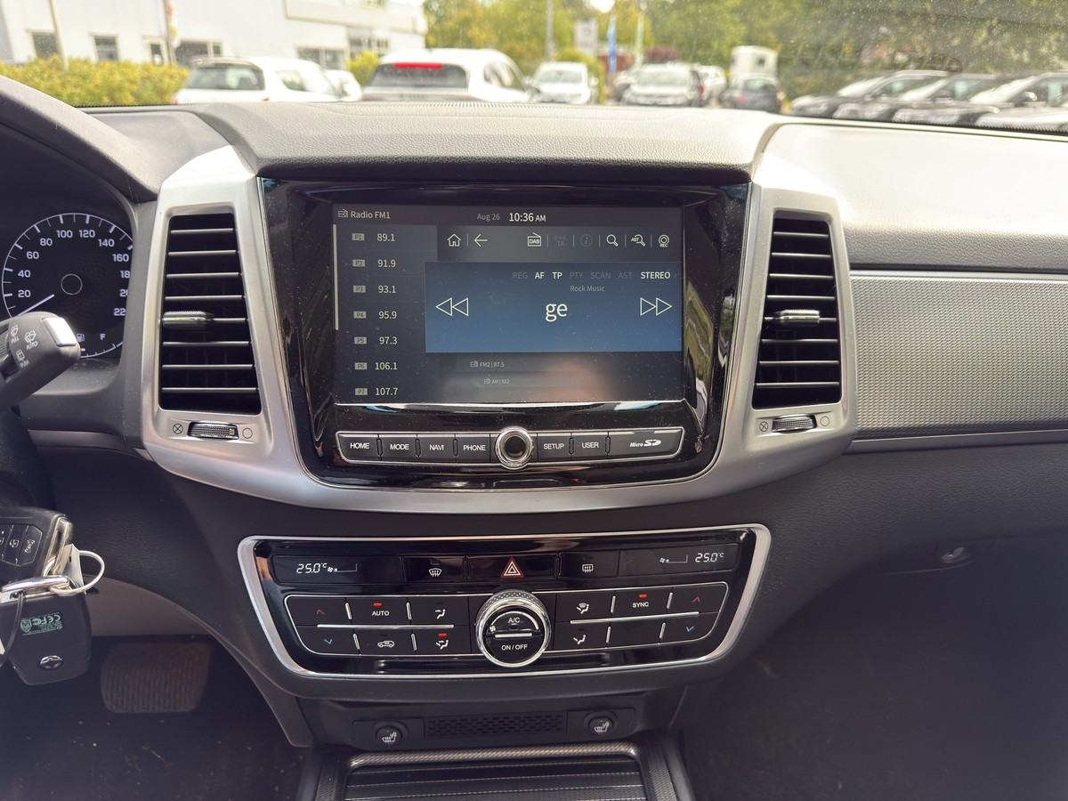 Ssangyong REXTON 2.2D 8AT Quartz 4WD