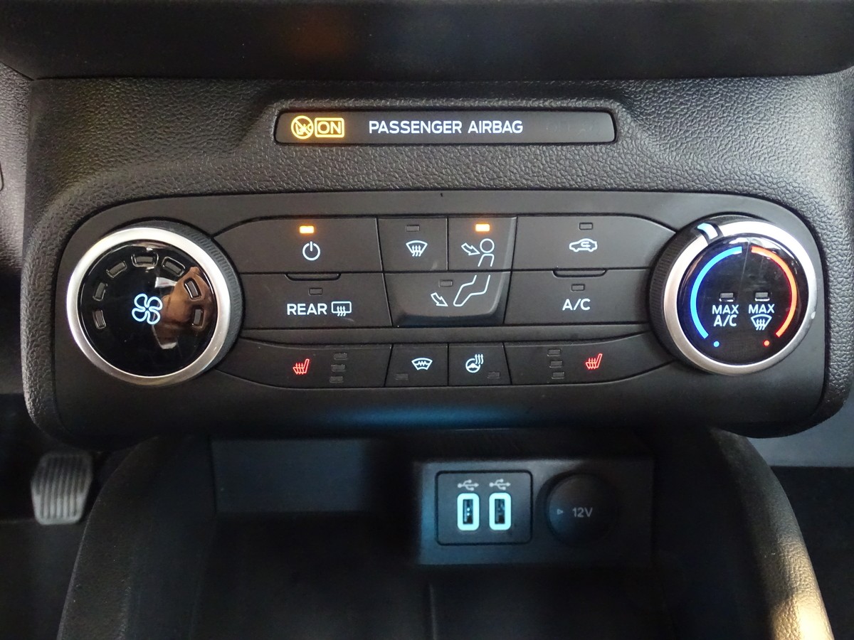 Ford Focus 1.5 EcoBlue Turnier Cool&Connect 