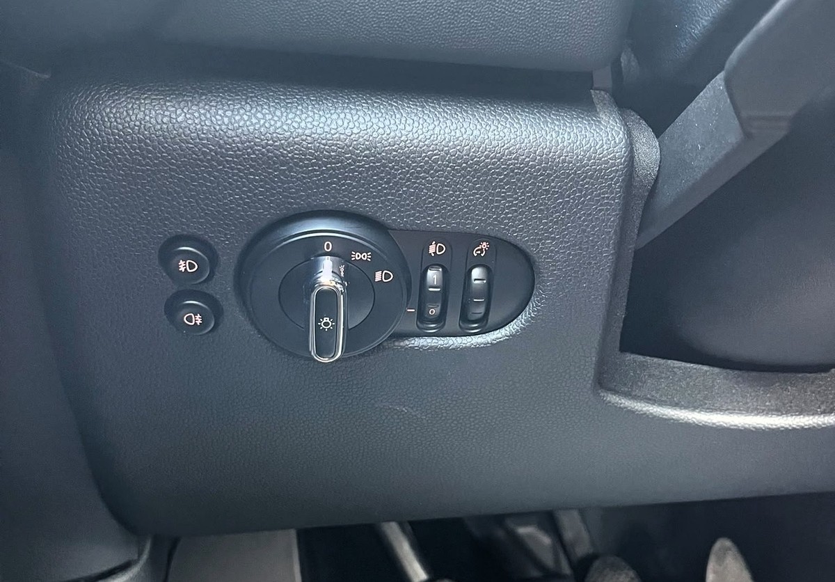 MINI ONE One 1.2 Mini Blackyard *Navi u. Bluetooth nachgerüstet*