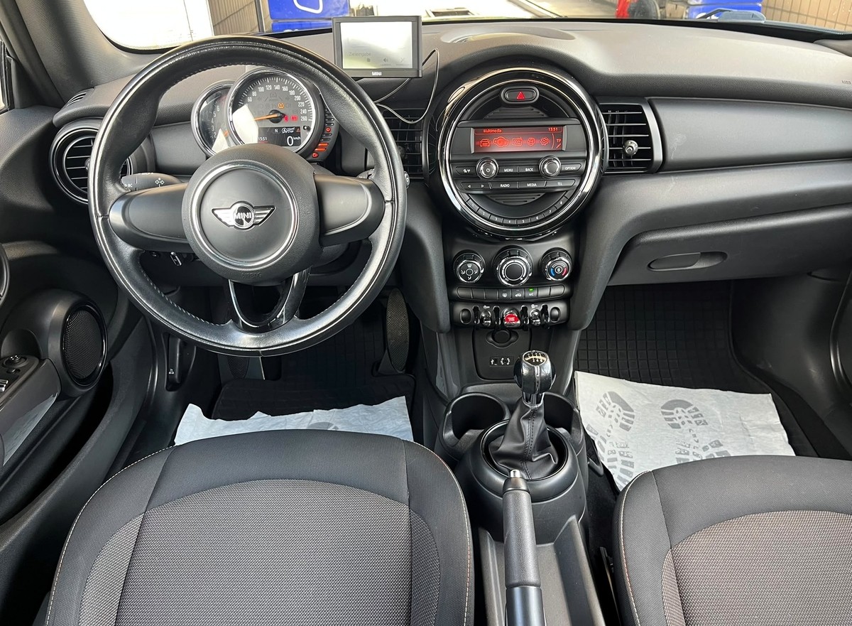 MINI ONE One 1.2 Mini Blackyard *Navi u. Bluetooth nachgerüstet*