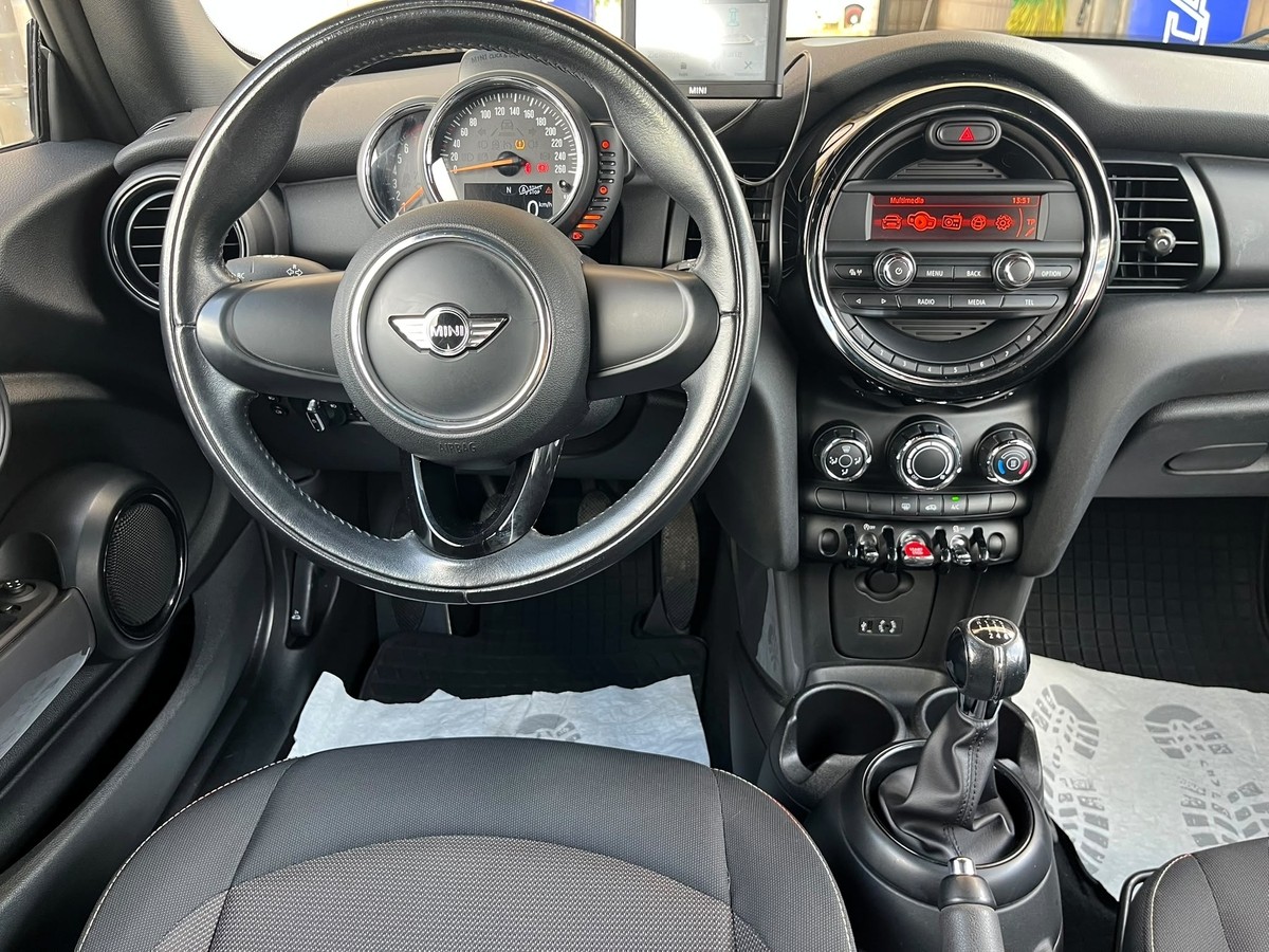 MINI ONE One 1.2 Mini Blackyard *Navi u. Bluetooth nachgerüstet*