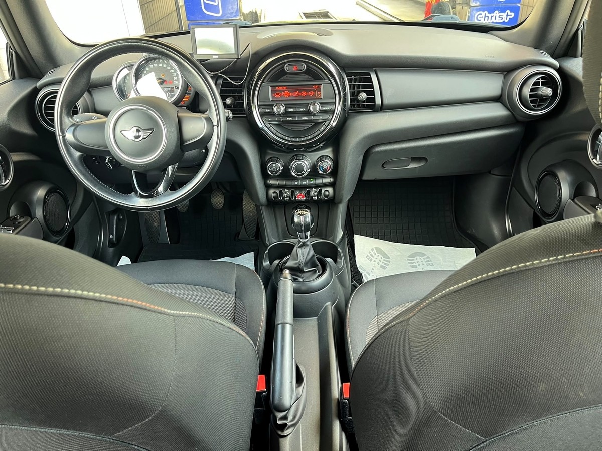 MINI ONE One 1.2 Mini Blackyard *Navi u. Bluetooth nachgerüstet*