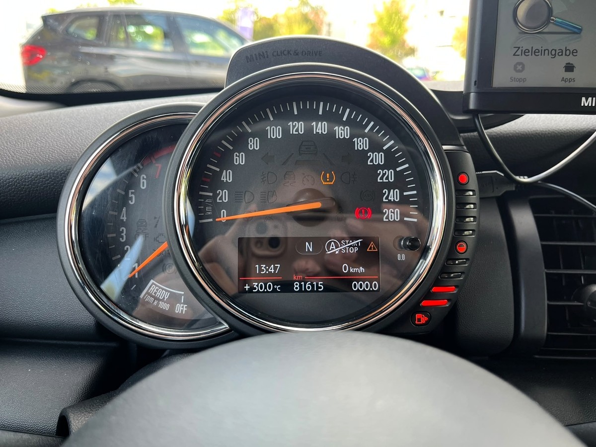 MINI ONE One 1.2 Mini Blackyard *Navi u. Bluetooth nachgerüstet*