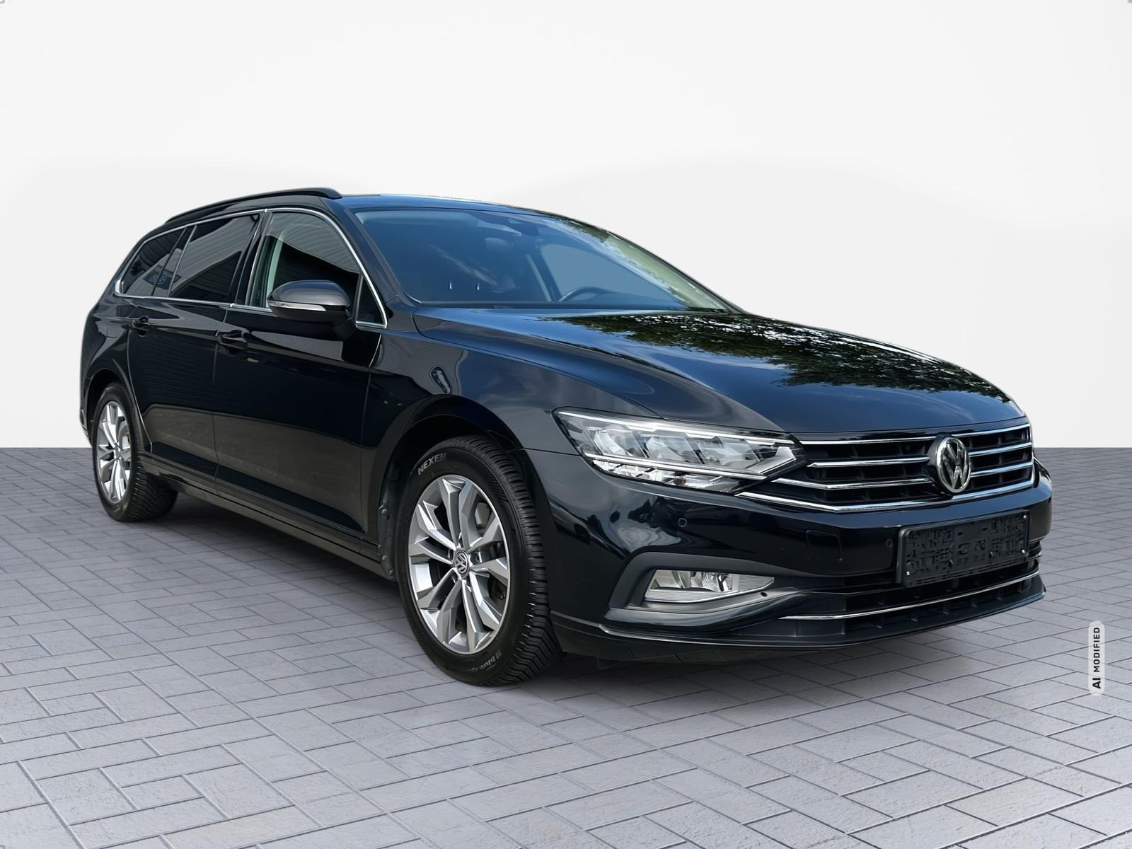 Volkswagen Passat Variant LED/Navi/PDC/ACC/SHZ/17-LM