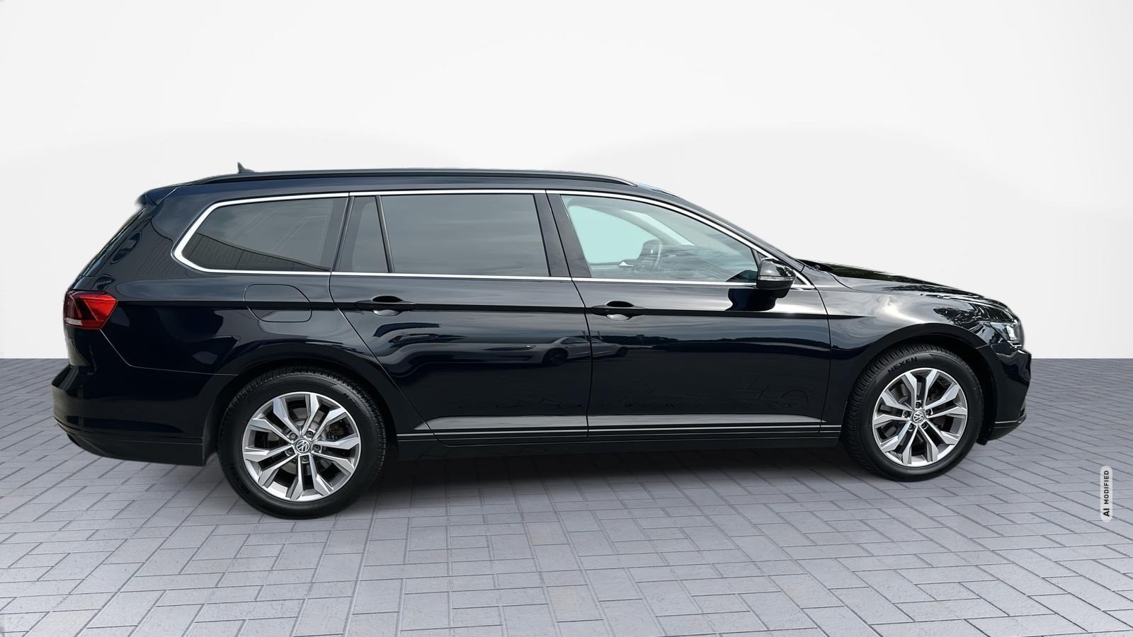 Volkswagen Passat Variant LED/Navi/PDC/ACC/SHZ/17-LM