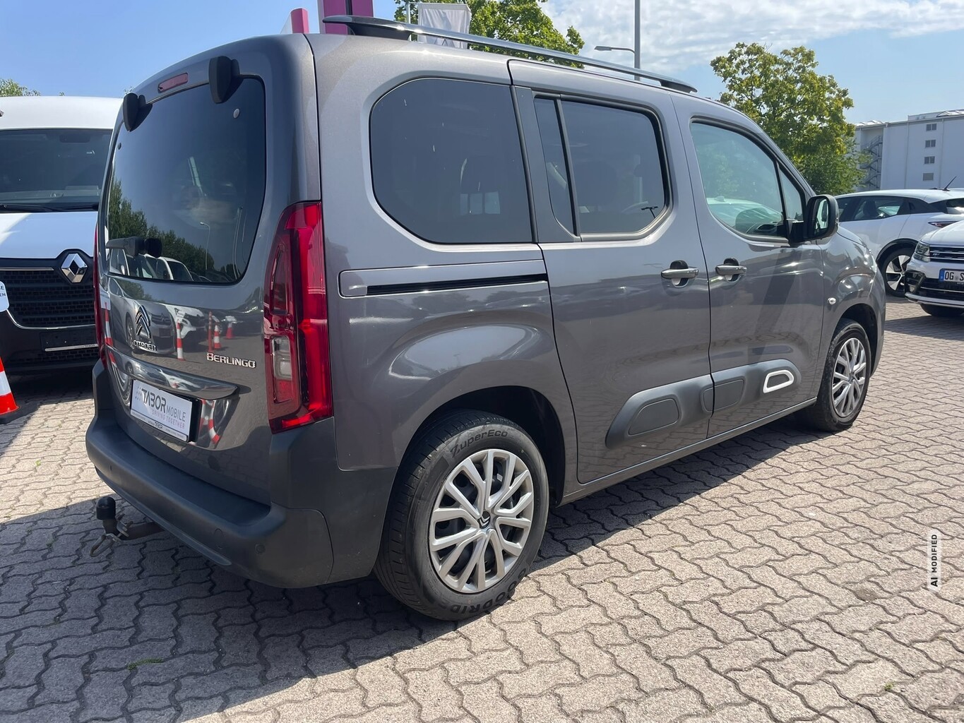 Citroën Berlingo 1.5 BlueHDi 130 FAP Shine M AHK Nav