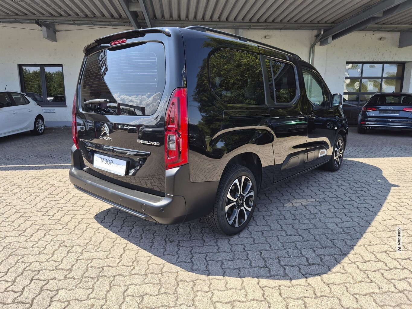 Citroën Berlingo 1.2 PureTech 110 Feel XL PDC LM17Z