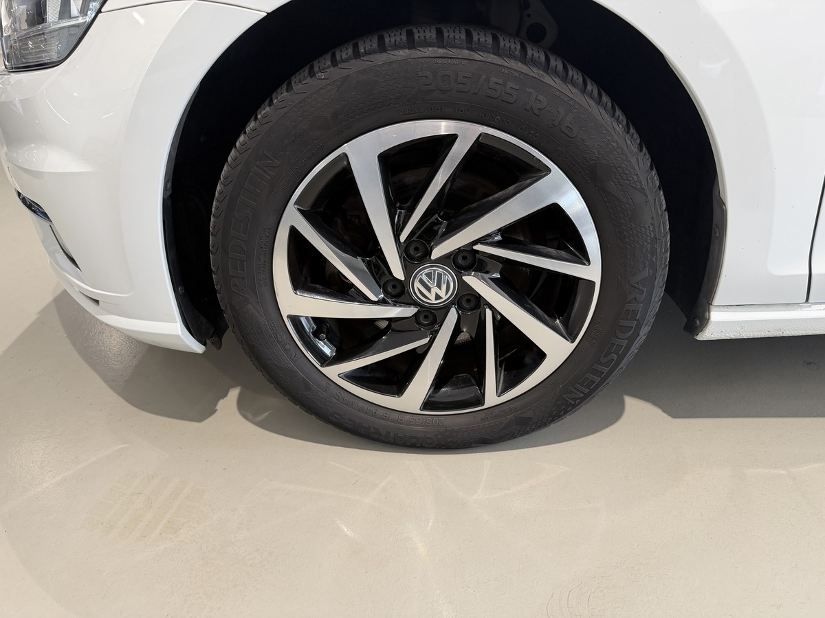 Volkswagen Golf VII 2.0 TDI Join AHK Schwenkb. Sehr gepflegt