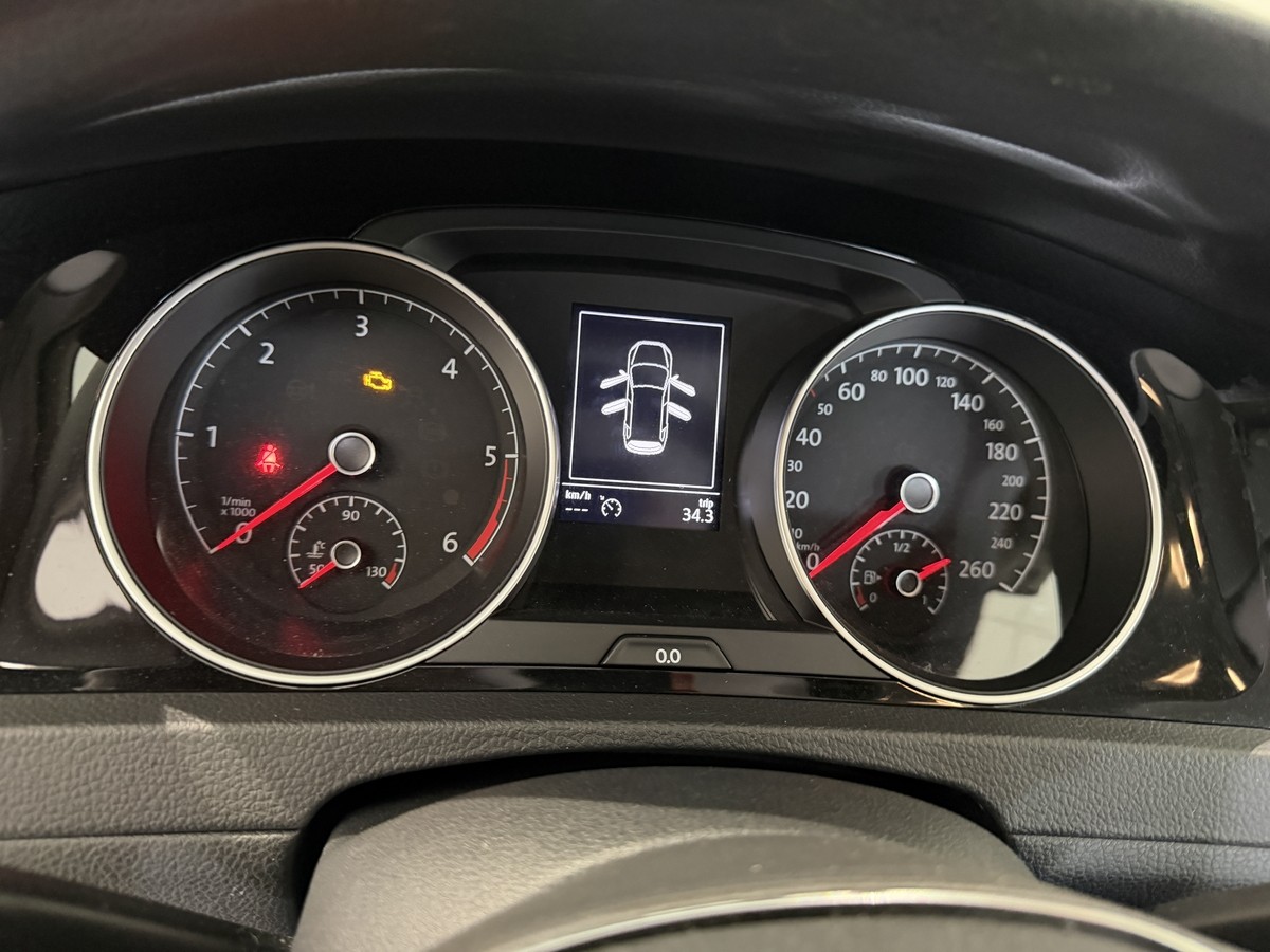 Volkswagen Golf VII 2.0 TDI Join AHK Schwenkb. Sehr gepflegt