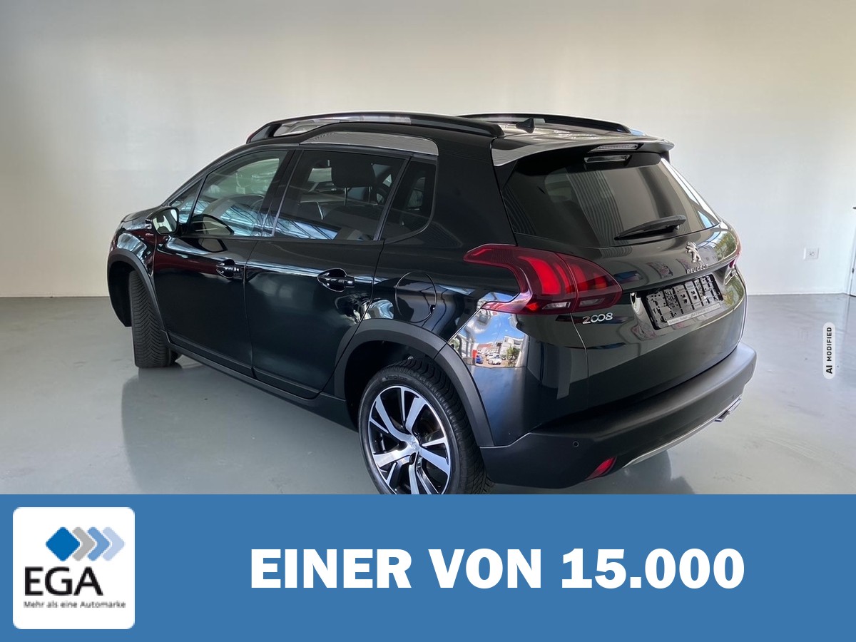 Peugeot 2008 PureTech 130 Allure Automatik - Navi/ Panoramad./ Sitzh