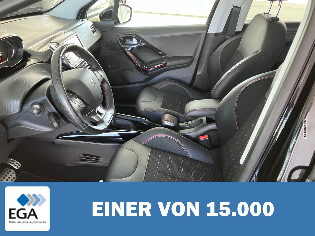 Peugeot 2008 PureTech 130 Allure Automatik - Navi/ Panoramad./ Sitzh
