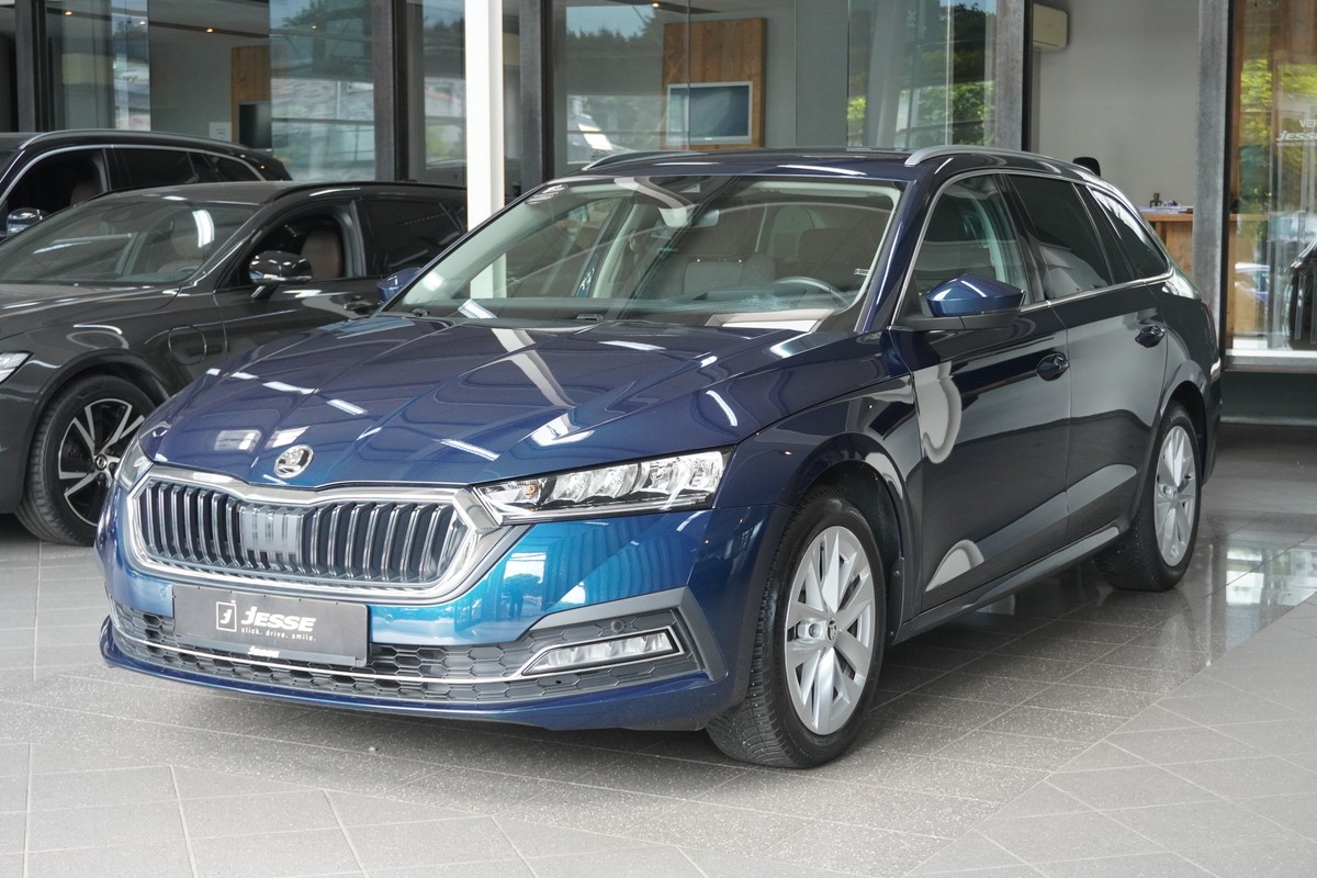 Skoda Octavia Combi 1.0 TSI e-TEC Style LED HUD Navi R.Cam