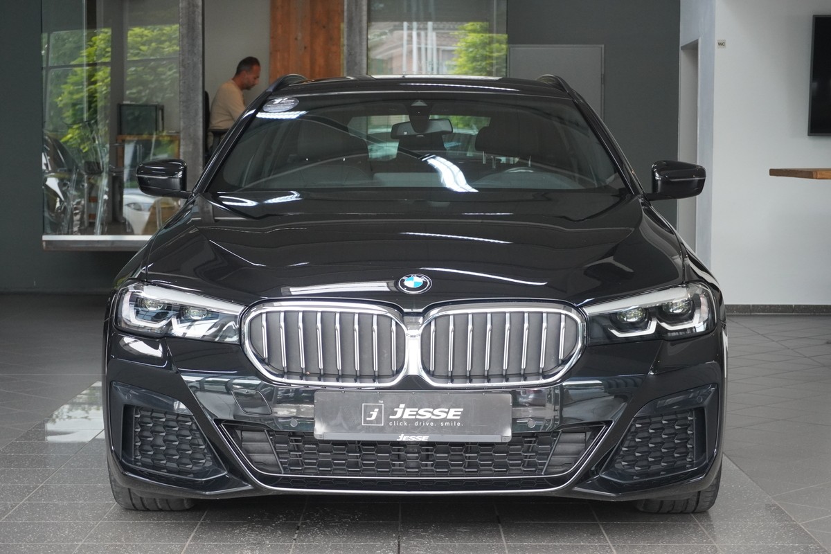 BMW 520 i Touring M Sport LED Live-Cockpit-Prof. RCAM 