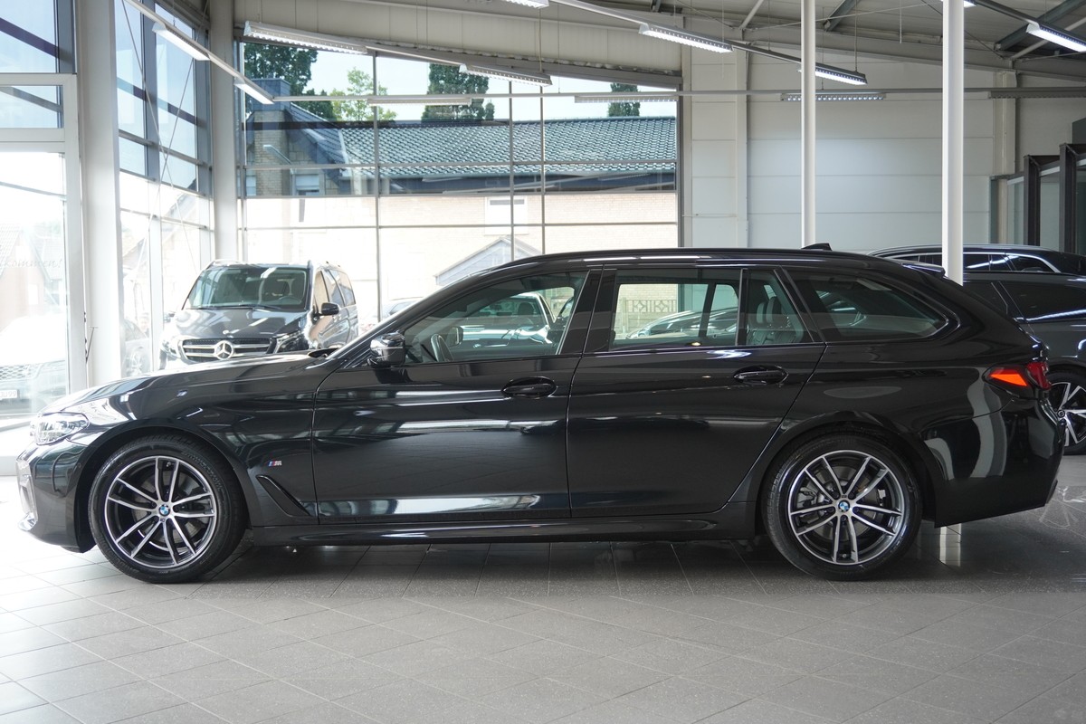 BMW 520 i Touring M Sport LED Live-Cockpit-Prof. RCAM 