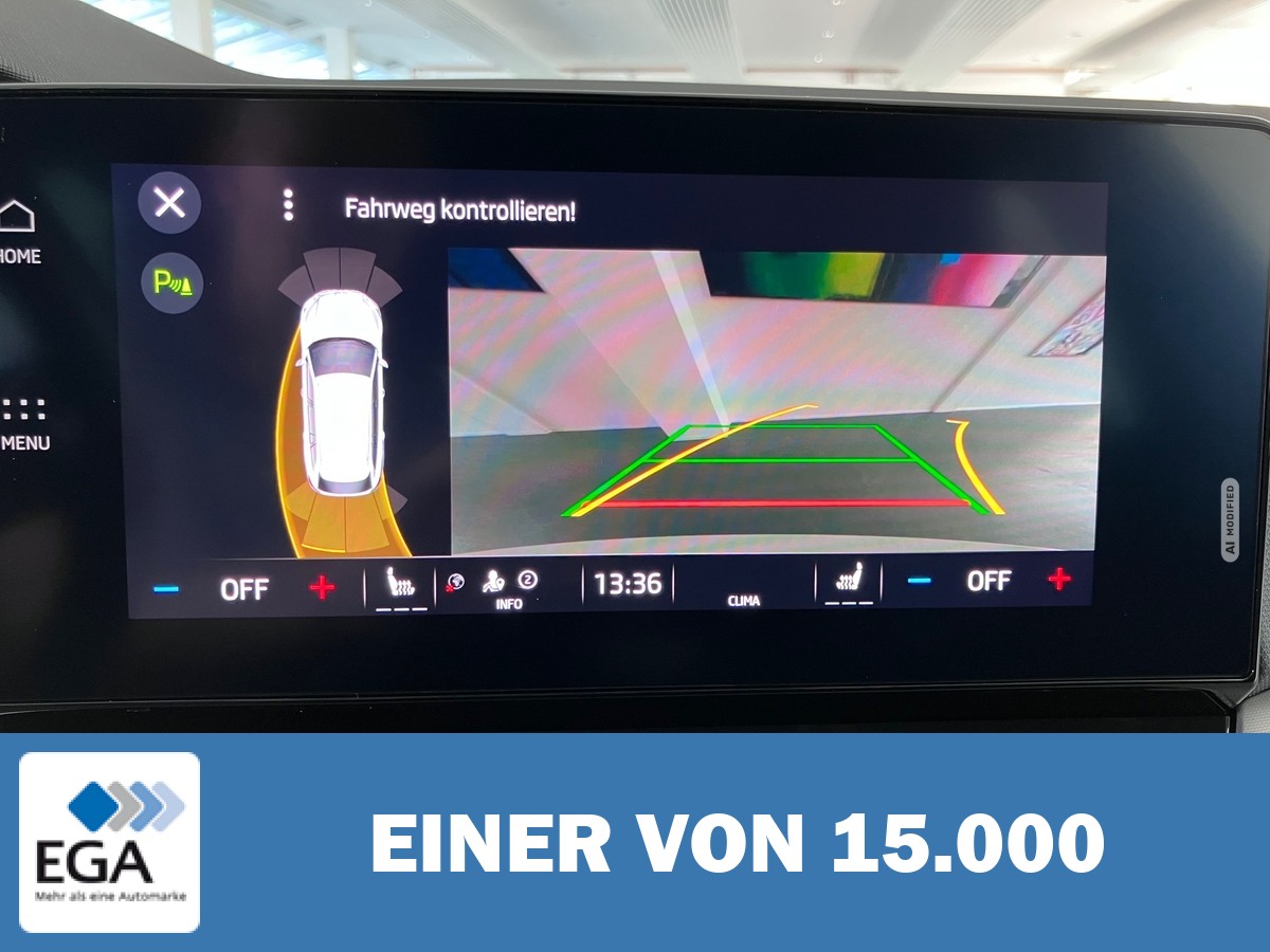 Skoda Octavia Combi 1.0 TSI Clever - AHK/ CarPlay/ Kamera