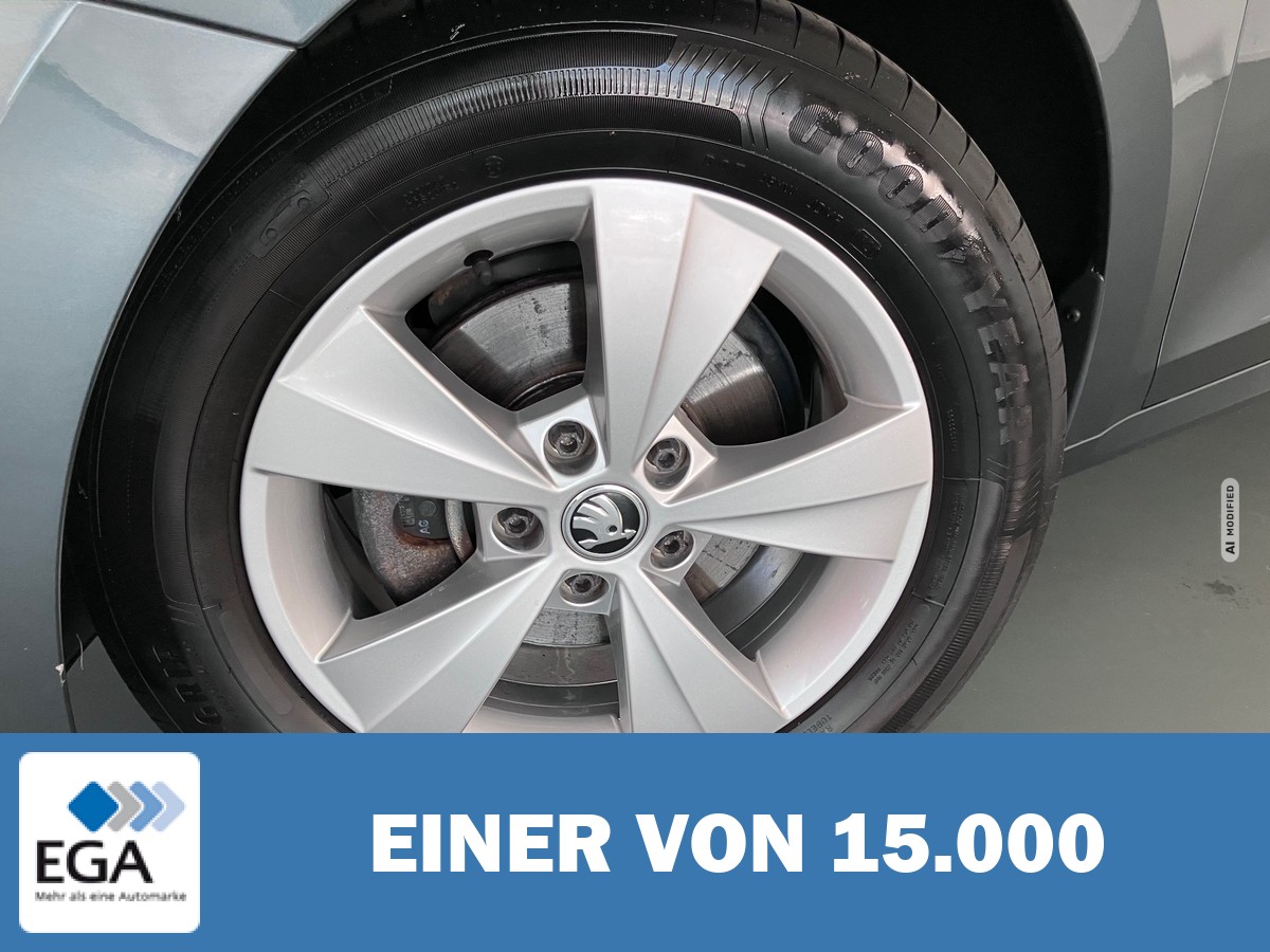 Skoda Octavia Combi 1.5 TSI Ambition - Carplay/ Kamera/ Klima