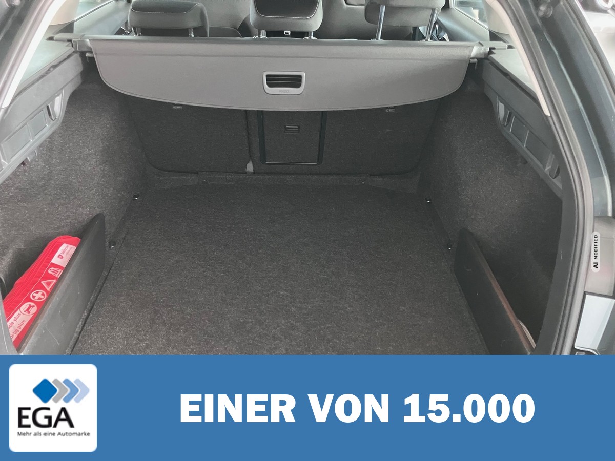 Skoda Octavia Combi 1.5 TSI Ambition - Carplay/ Kamera/ Klima