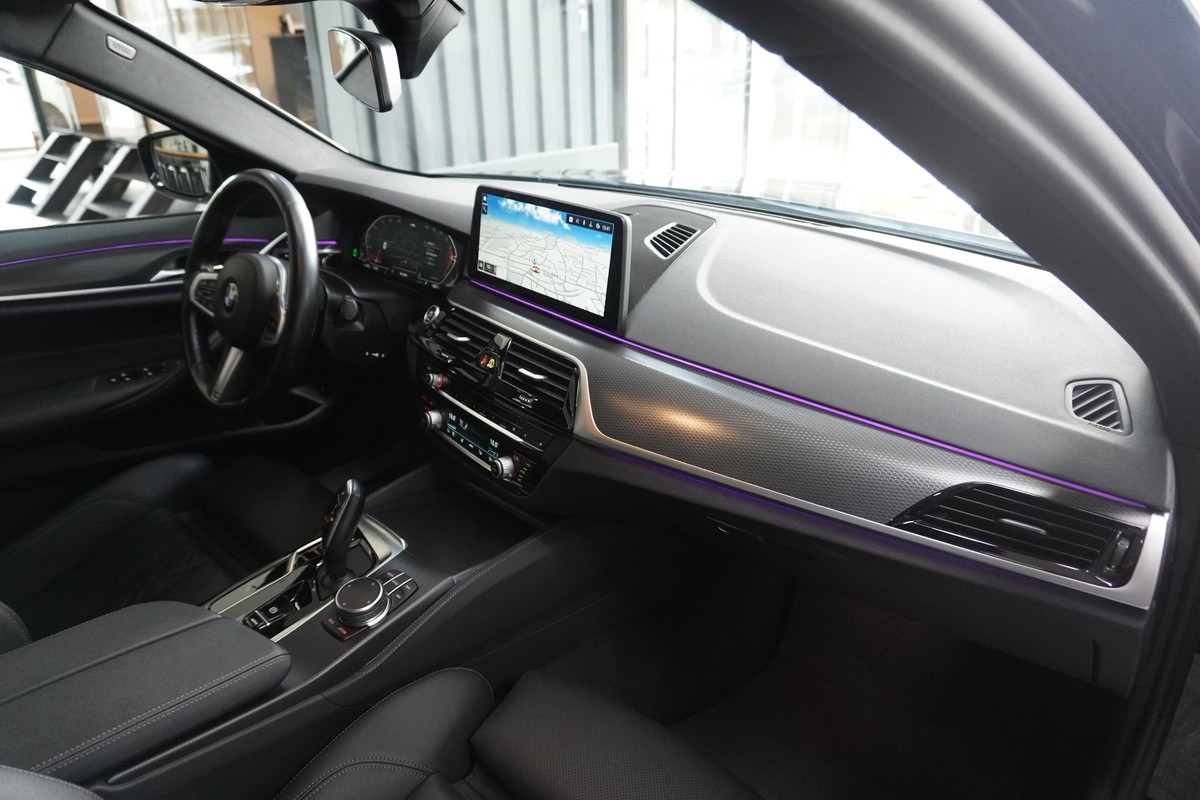 BMW 520 i Touring M Sport LED Live-Cockpit-Prof. RCAM 