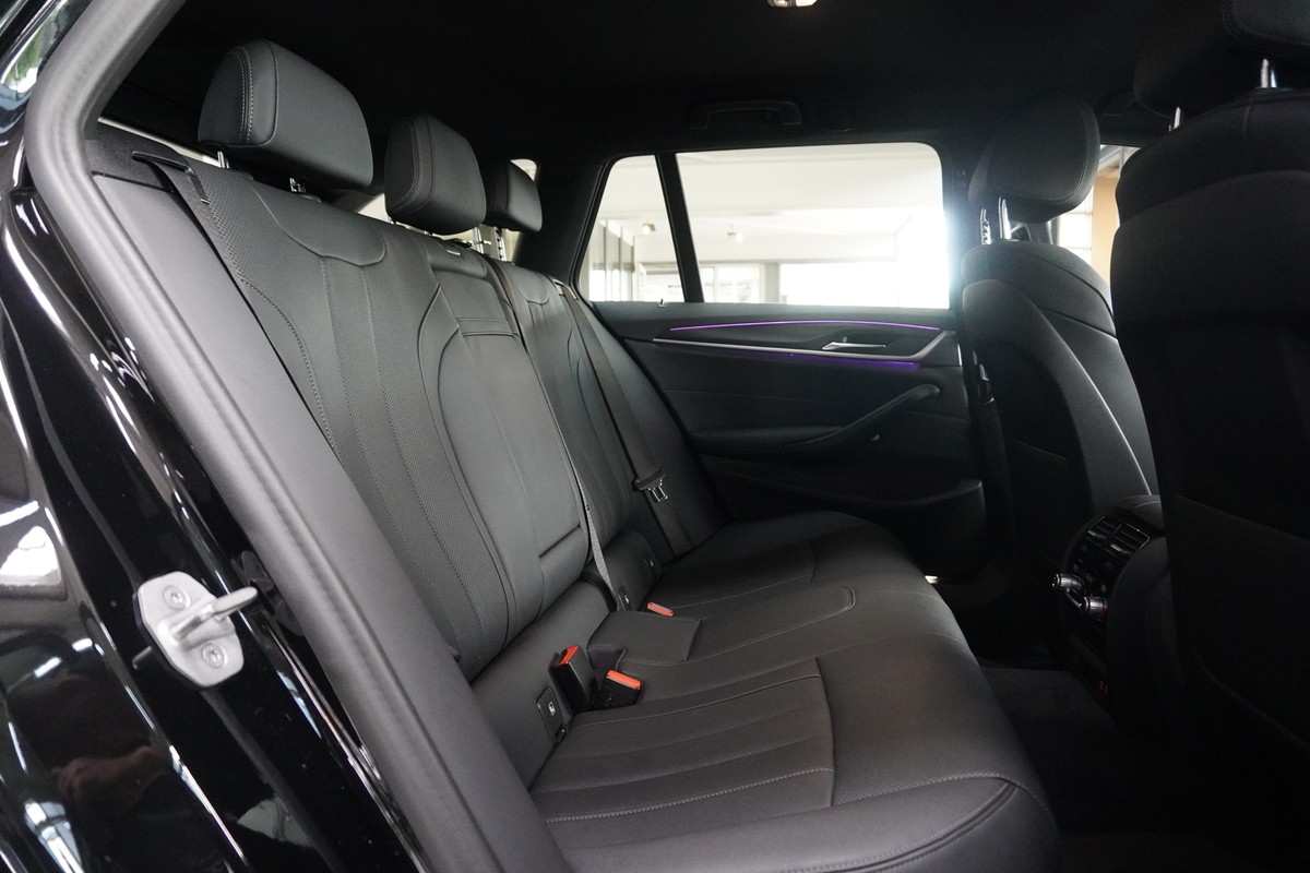 BMW 520 i Touring M Sport LED Live-Cockpit-Prof. RCAM 