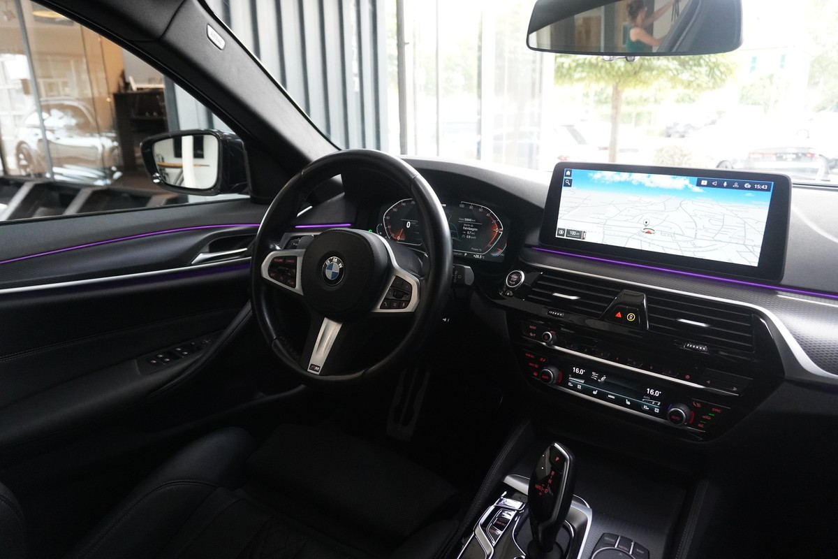 BMW 520 i Touring M Sport LED Live-Cockpit-Prof. RCAM 