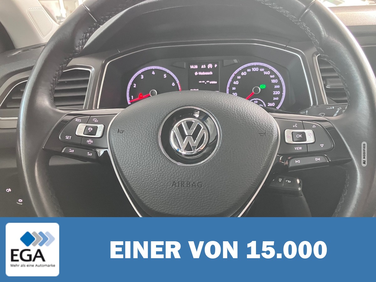Volkswagen T-Roc 1.5 TSI Style Automatik - AHK/ Navi/ Sitzh.