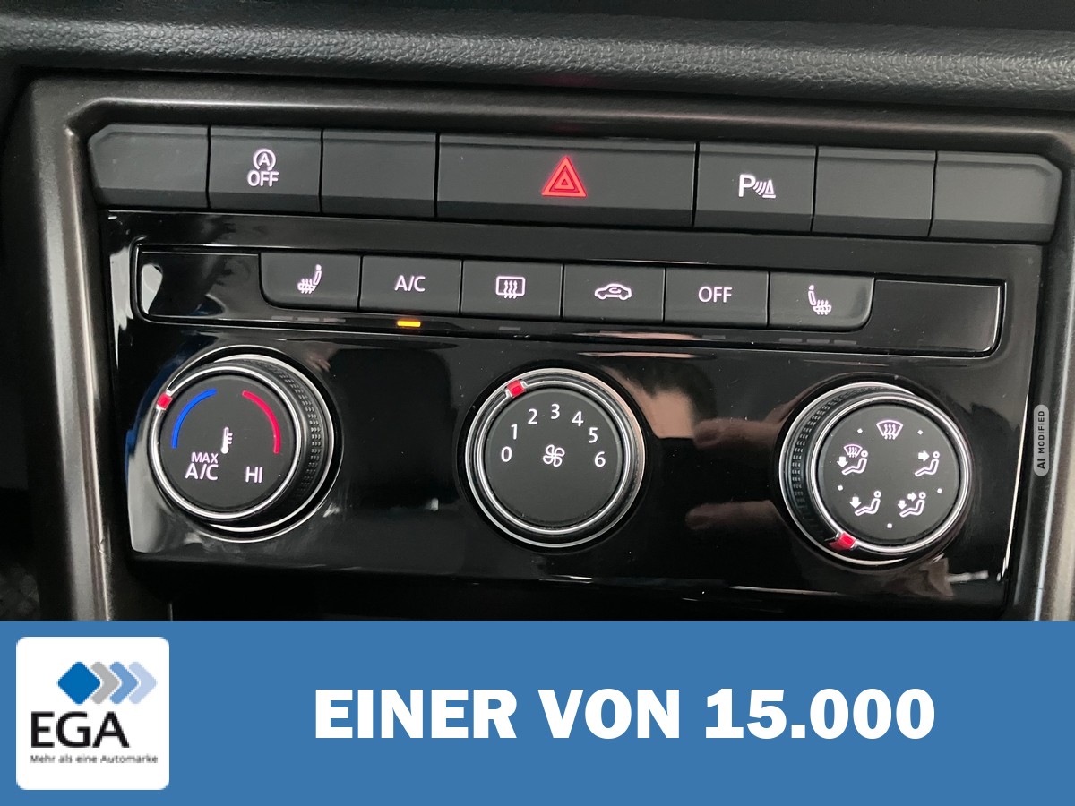 Volkswagen T-Roc 1.5 TSI Style Automatik - AHK/ Navi/ Sitzh.