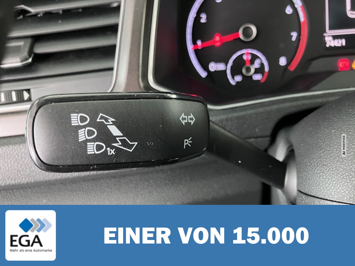 Volkswagen T-Roc 1.5 TSI Style Automatik - AHK/ Navi/ Sitzh.