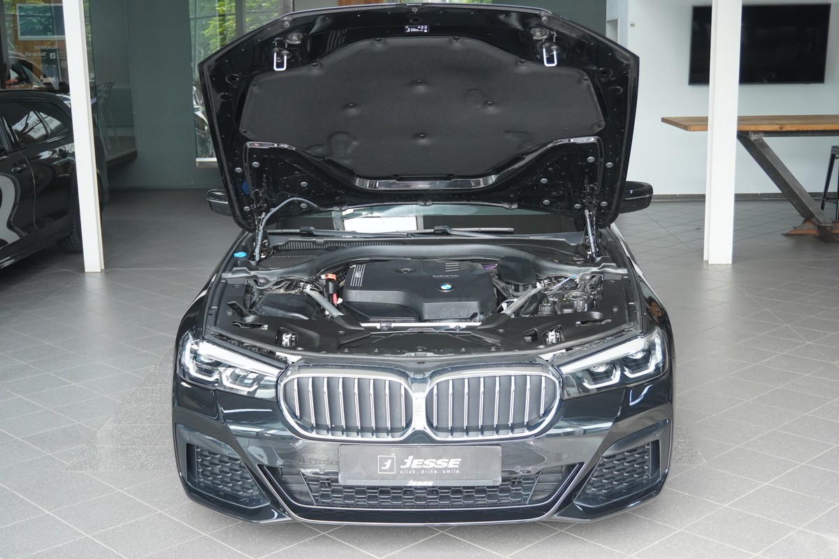 BMW 520 i Touring M Sport LED Live-Cockpit-Prof. RCAM 