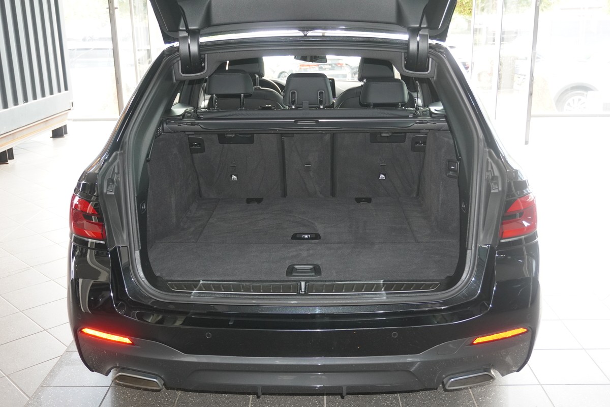 BMW 520 i Touring M Sport LED Live-Cockpit-Prof. RCAM 