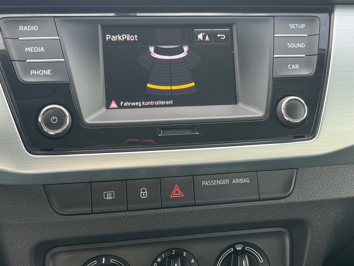 Skoda Fabia 1.0 TSI Ambition PDC KLIMA TOPZUSTAND