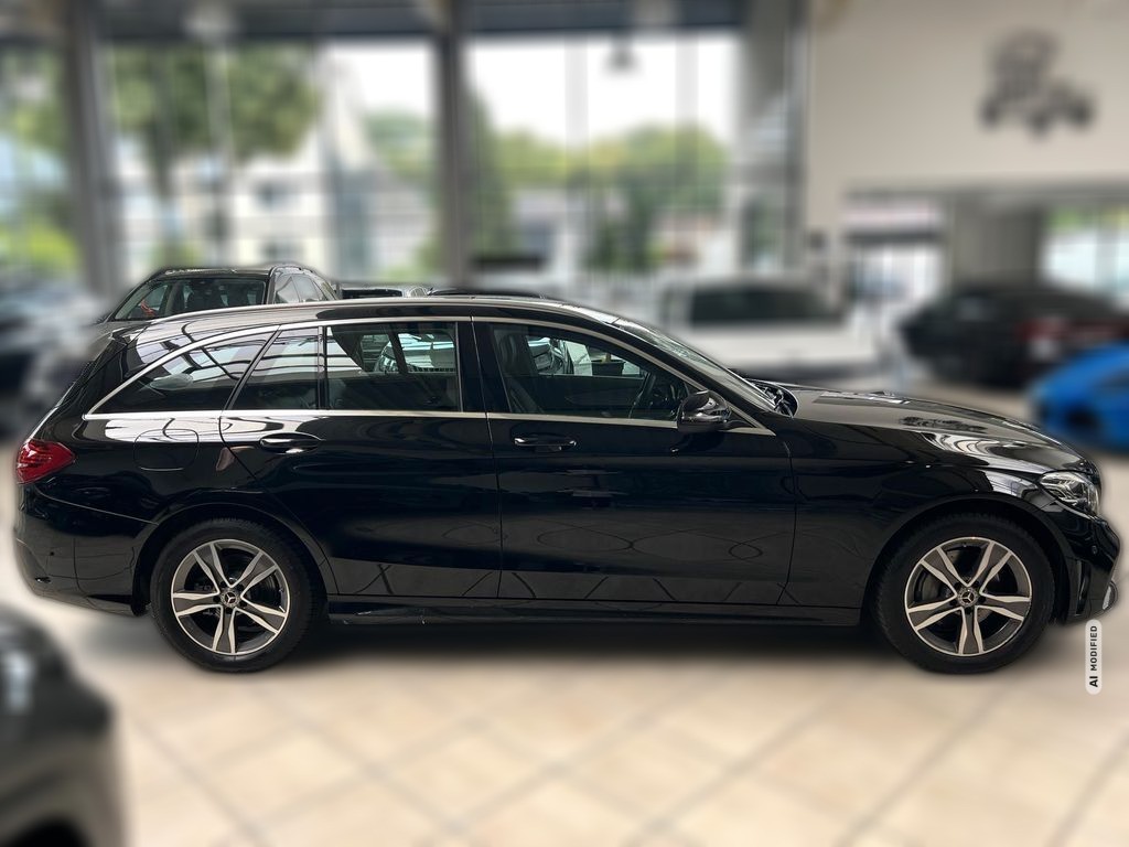 Mercedes-Benz C 180 C180 T AMG Line MBUX*Kamera*BT*LEDER*El.SITZE*TW