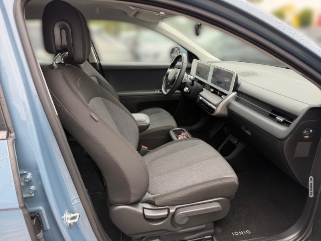 Hyundai IONIQ 5 Basis Elektro +KLIMA+NAVI+PDC+RFK+SHZ+UVM+