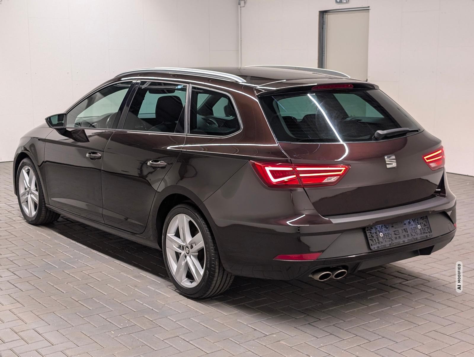 Seat Leon ST FR LED/FullLink/SHZ/PDC/GRA/17-LM