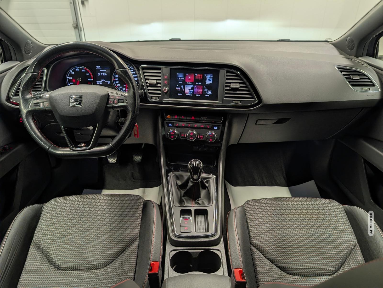 Seat Leon ST FR LED/FullLink/SHZ/PDC/GRA/17-LM