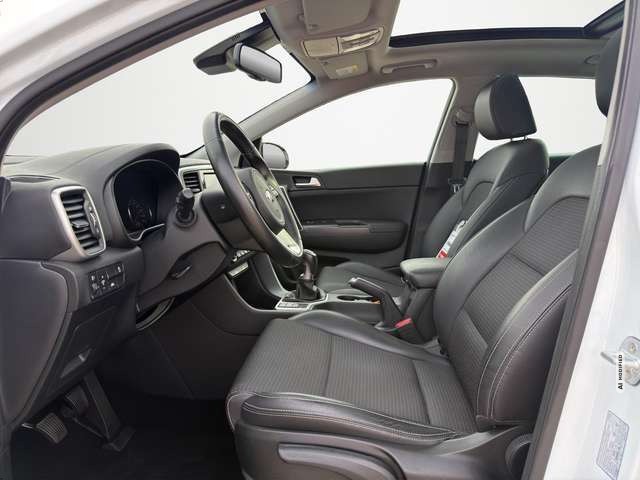 Kia Sportage 1.6 T-GDI Vision 2WD KLIMA / TEILLEDER / PANORAMA