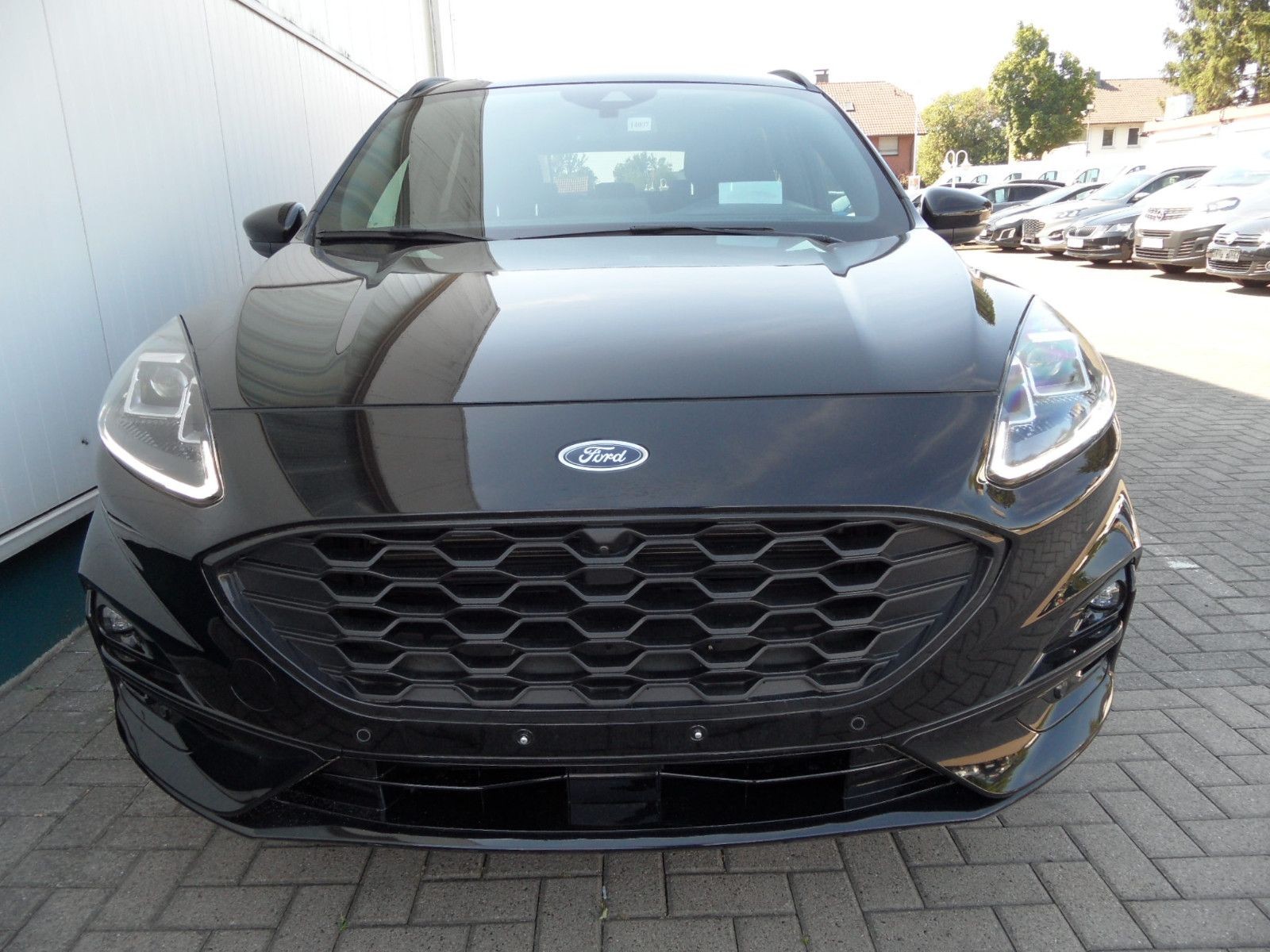 Ford Kuga 1,5 ST-LineX+Navi+Panoramadach+Kamera+AHK