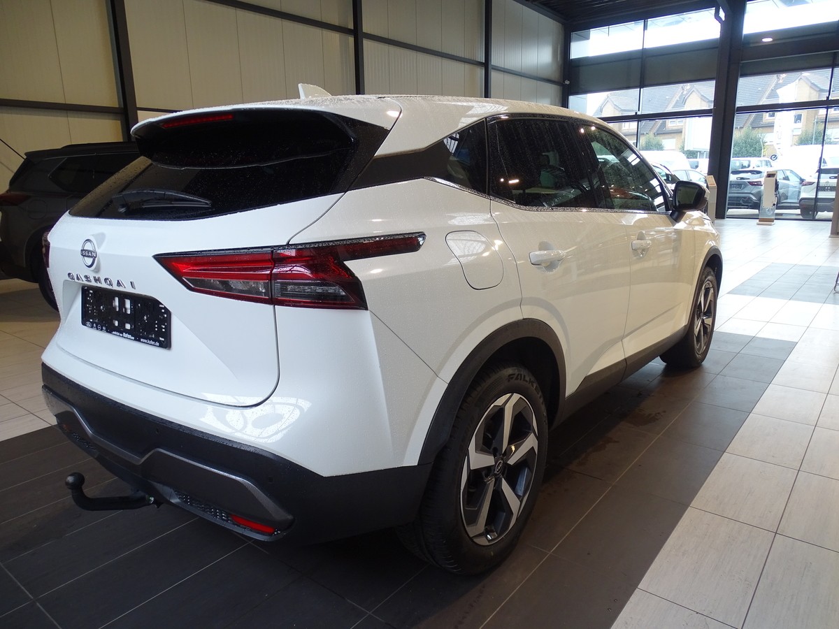 Nissan Qashqai 1.3 DIG-T N-Connecta 